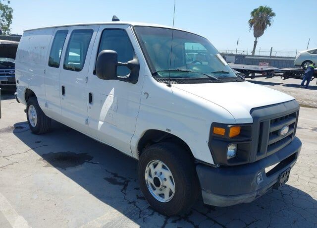 2011 FORD E-250