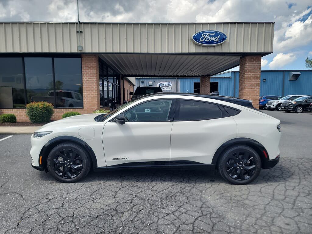 2023 FORD Mustang