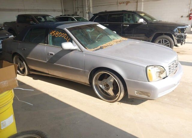 2004 CADILLAC Deville