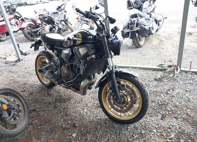 2025 YAMAHA XSR700