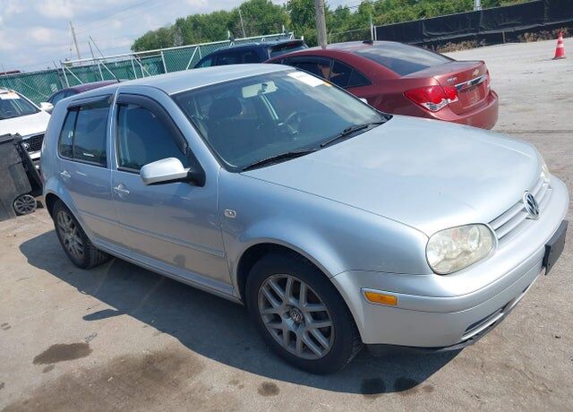 2003 VOLKSWAGEN Golf