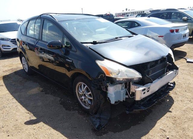 2014 TOYOTA Prius