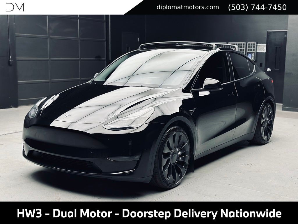 2023 TESLA Model Y