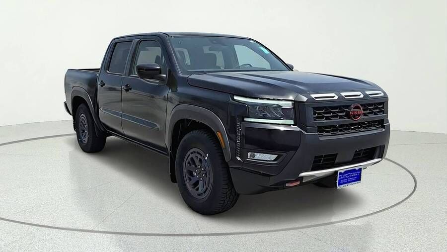 2026 NISSAN Frontier