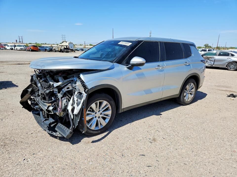 2025 MITSUBISHI Outlander