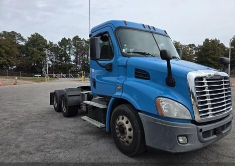 2016 FREIGHTLINER Cascadia