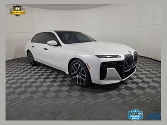 2025 BMW i7