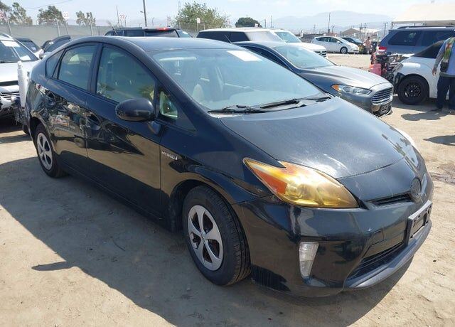 2015 TOYOTA PRIUS