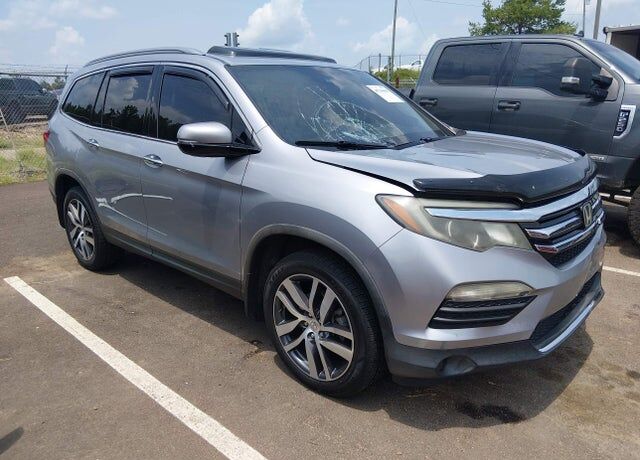 2017 HONDA Pilot