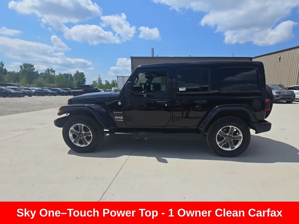 2022 JEEP Wrangler