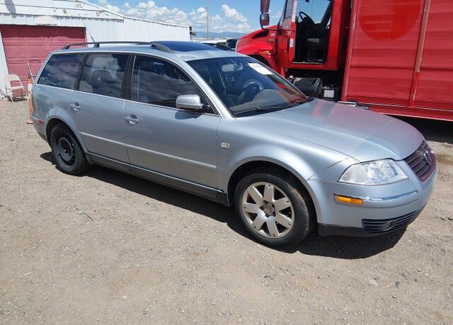 2003 VOLKSWAGEN Passat