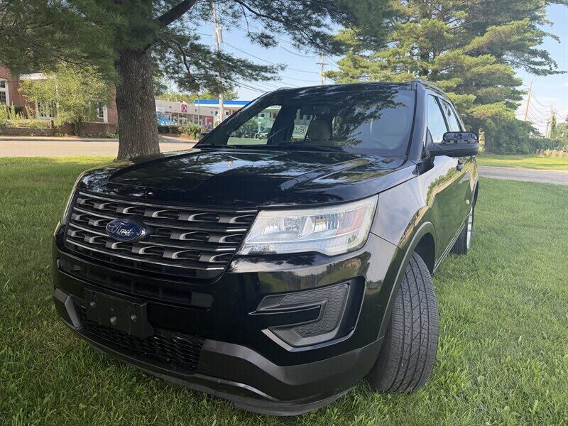 2017 FORD Explorer