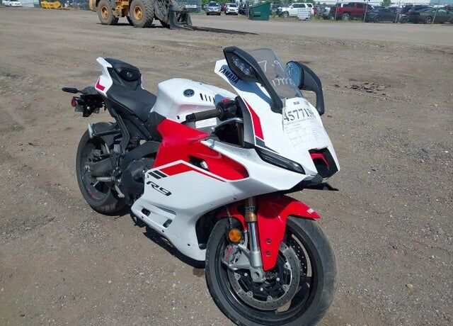 2025 YAMAHA YZF