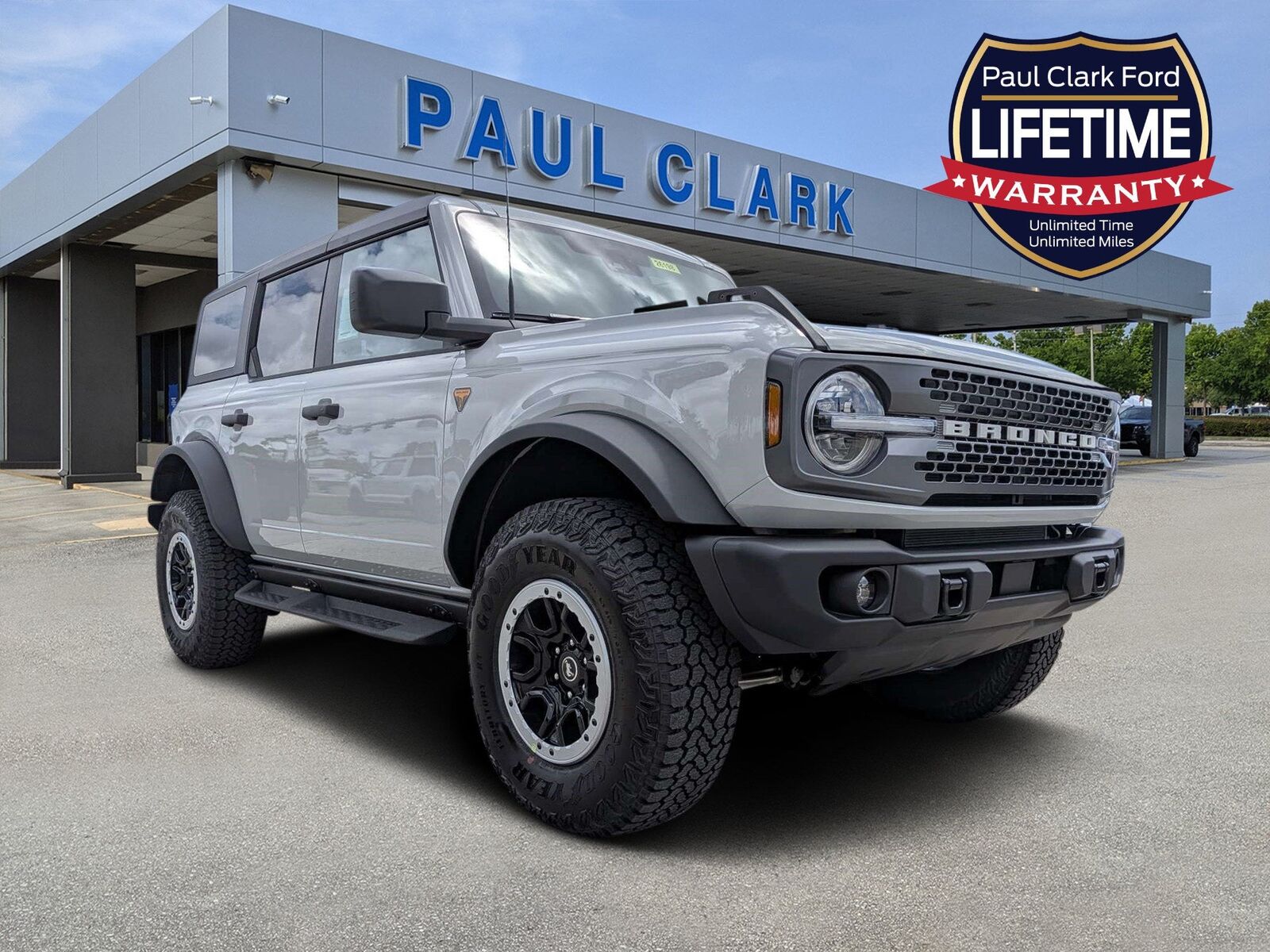 2026 FORD Bronco
