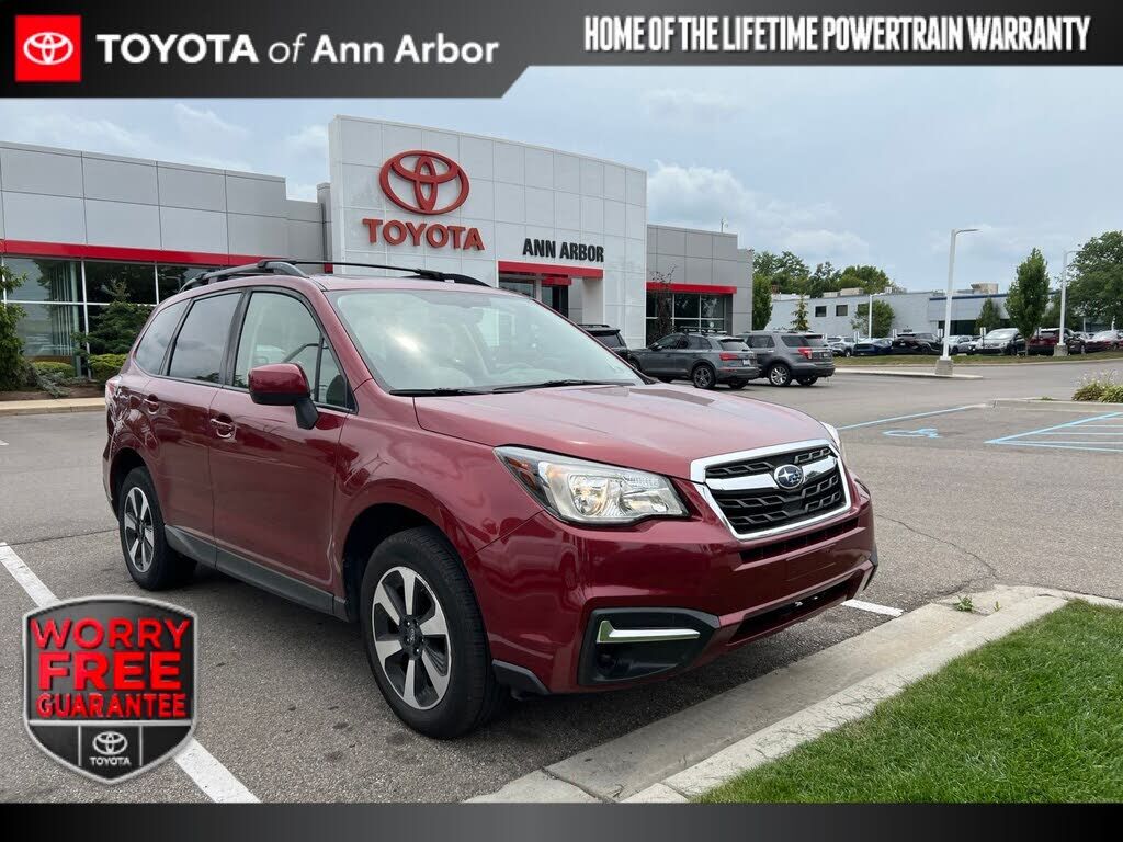 2017 SUBARU Forester