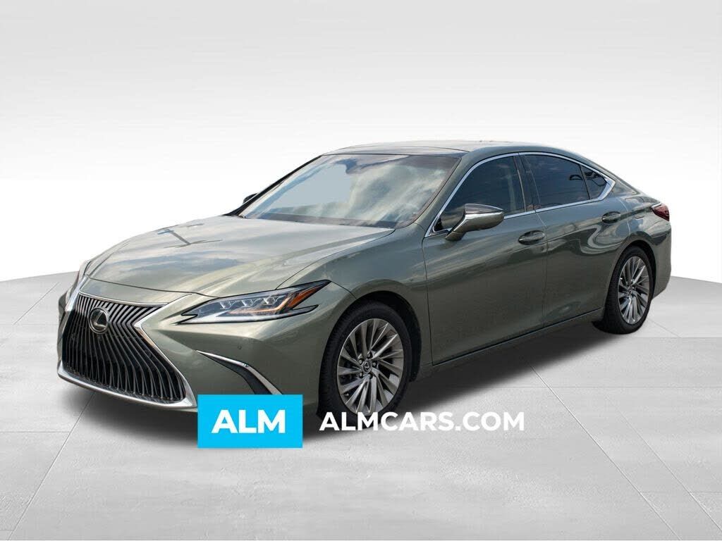 2019 LEXUS ES