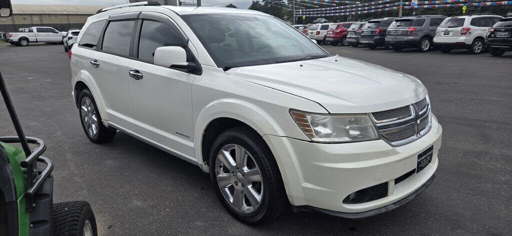 2011 DODGE Journey