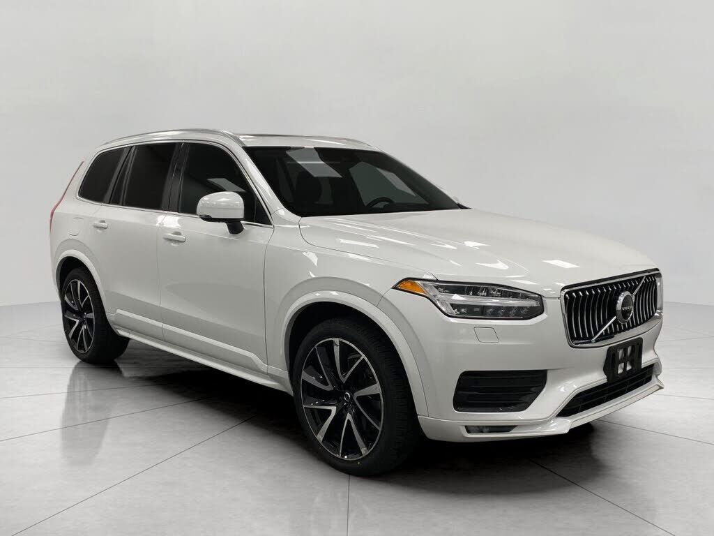 2021 VOLVO XC90