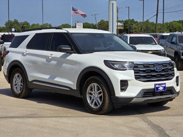 2025 FORD Explorer