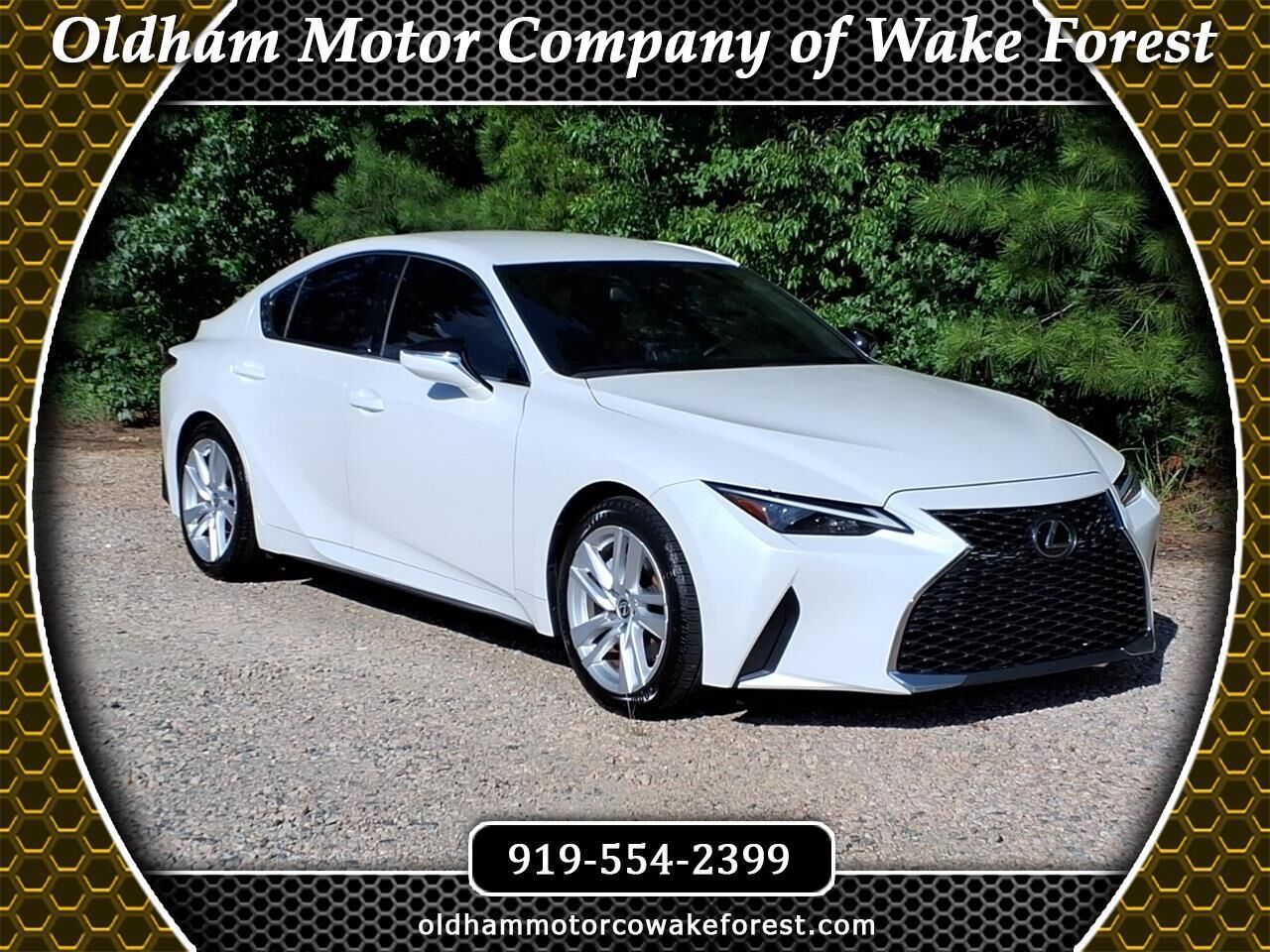 2022 LEXUS IS