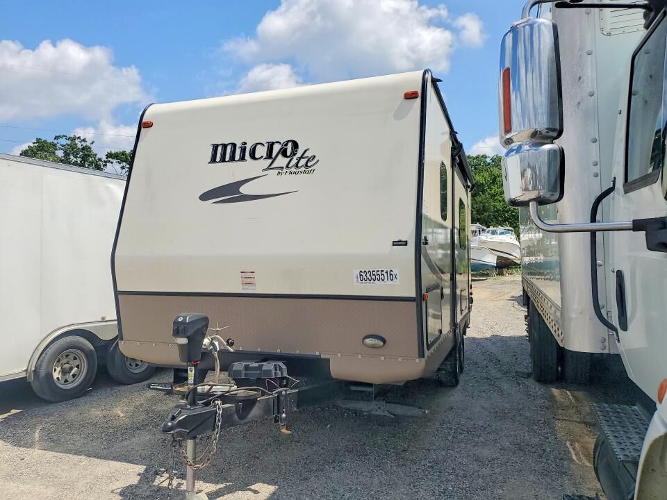 2016 FOREST RIVER Flagstaff Lite Weight Trailers
