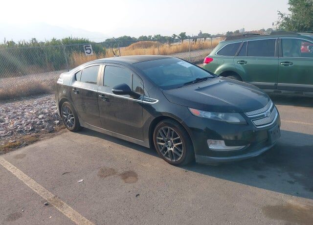 2013 CHEVROLET Volt