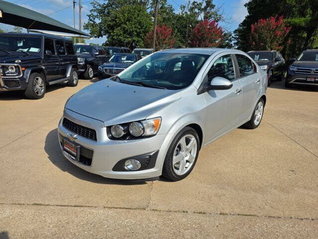 2016 CHEVROLET Sonic