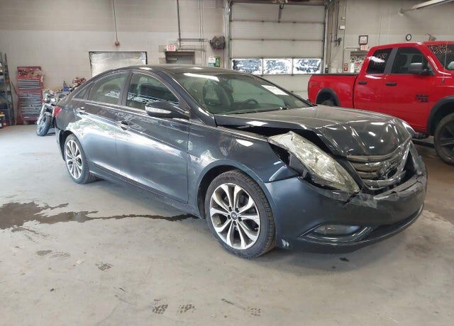 2013 HYUNDAI Sonata