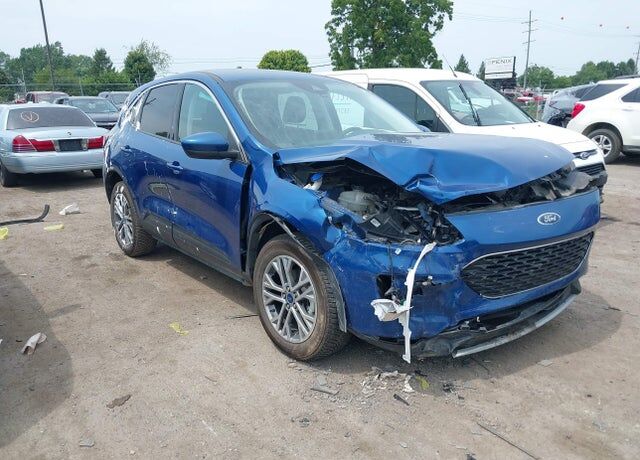 2022 FORD Escape