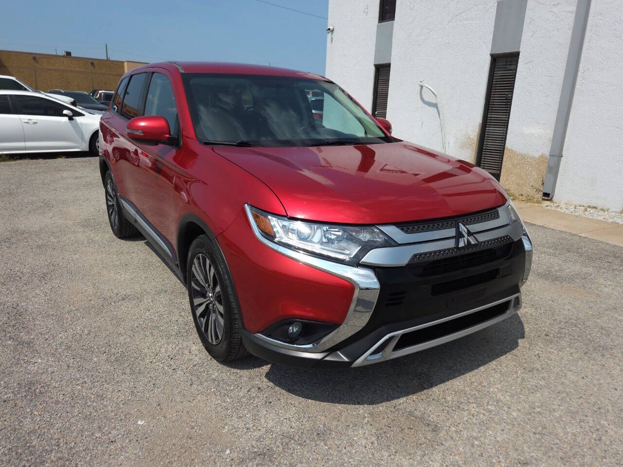2019 MITSUBISHI Outlander