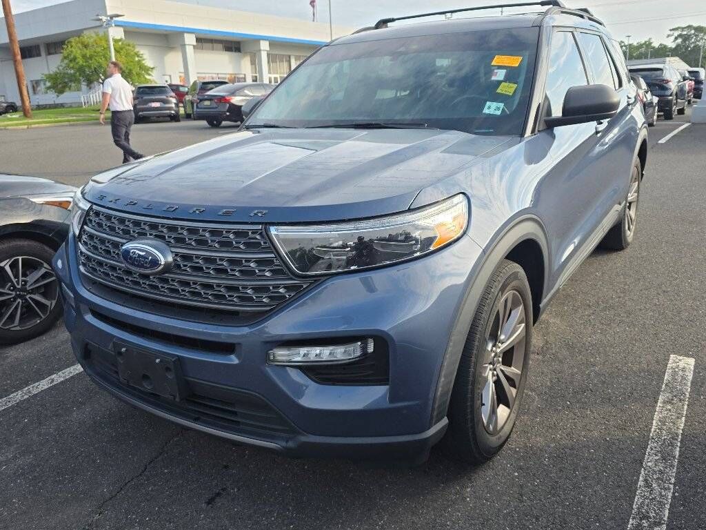 2021 FORD Explorer