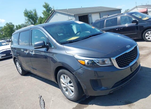 2016 KIA Sedona