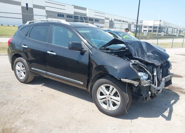 2015 NISSAN Rogue
