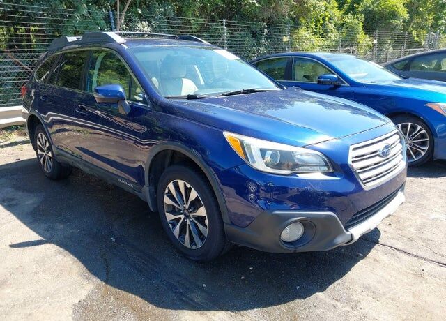 2015 SUBARU Outback