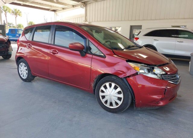 2016 NISSAN Versa