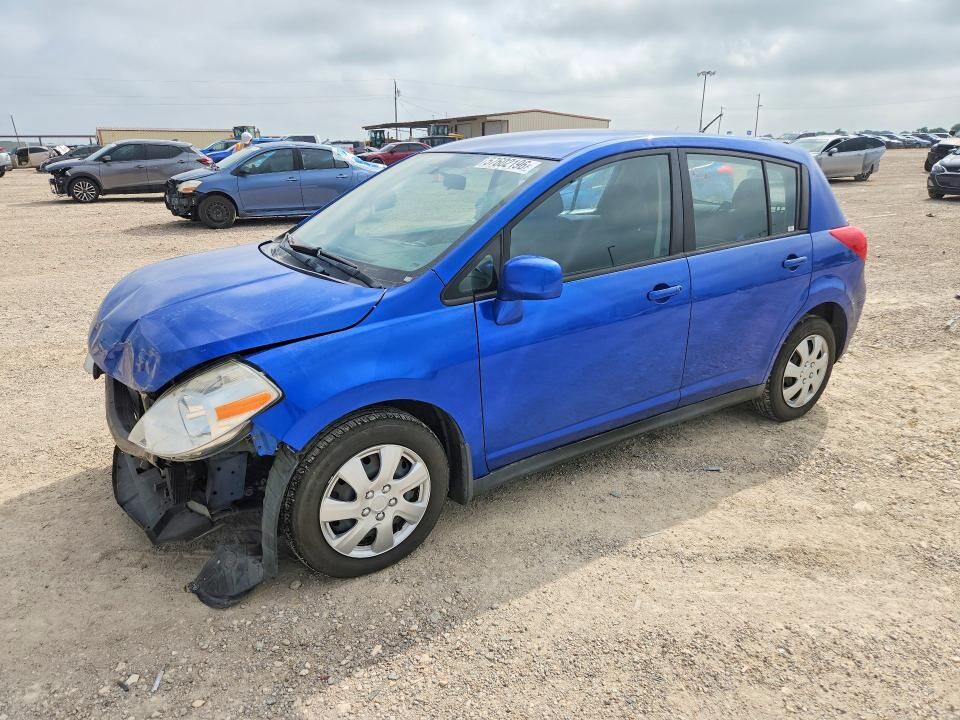 2012 NISSAN Versa