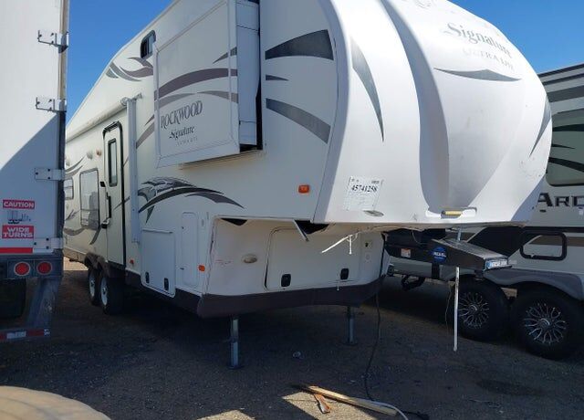 2014 FOREST RIVER Real-lite / Rockwood Lite Weight Trailers