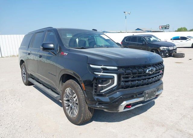 2025 CHEVROLET Suburban