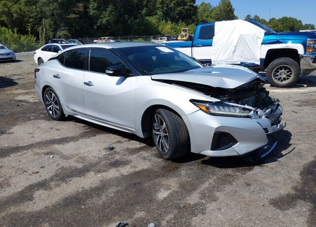 2019 NISSAN Maxima