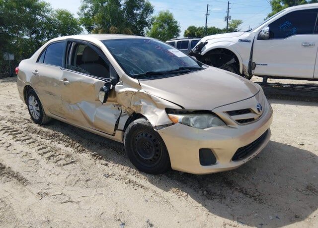 2011 TOYOTA Corolla