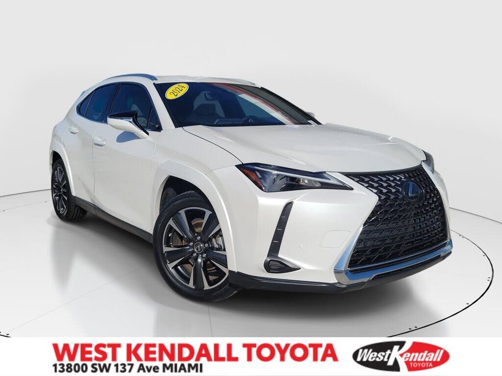 2024 LEXUS UX