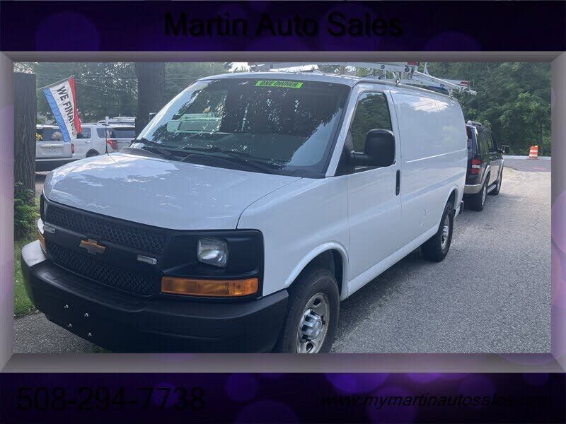 2017 CHEVROLET Express