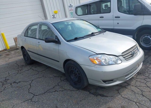 2004 TOYOTA Corolla