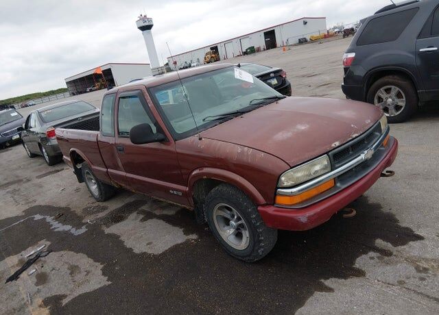1998 CHEVROLET S-10 Pickup