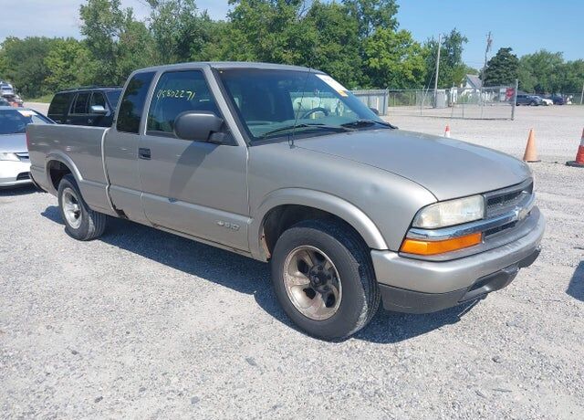 2003 CHEVROLET S-10 Pickup