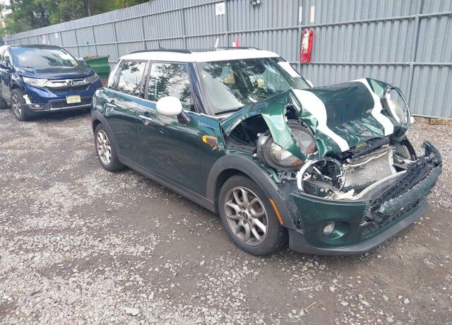 2016 MINI Cooper