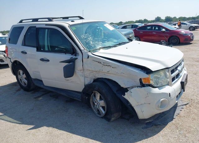 2009 FORD Escape