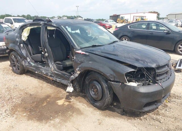 2013 DODGE Avenger