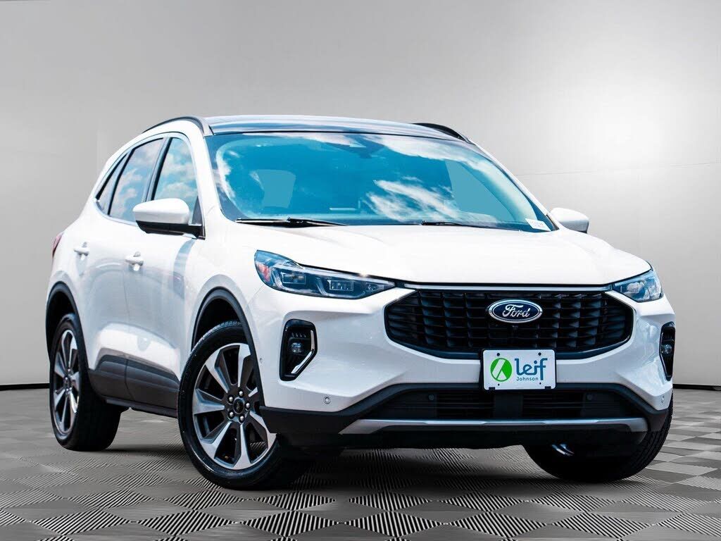 2023 FORD Escape