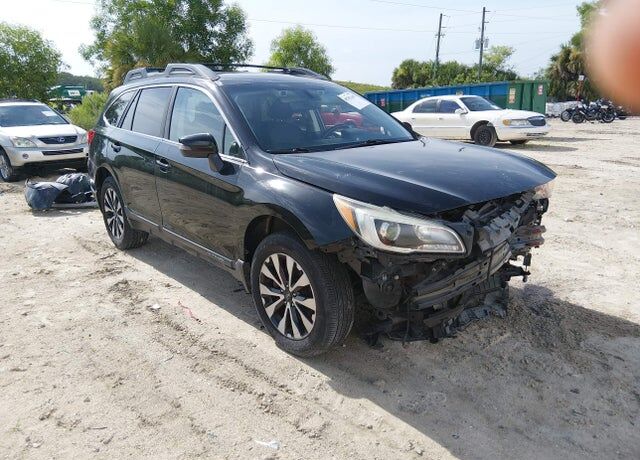 2017 SUBARU Outback